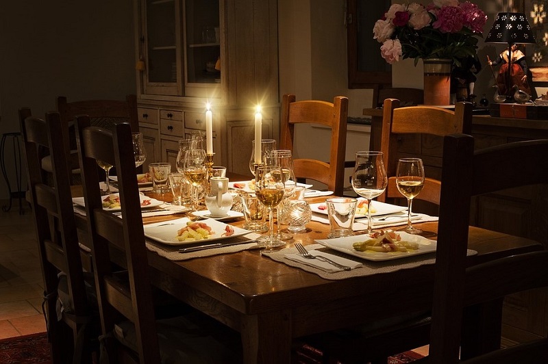 Dinning table with food