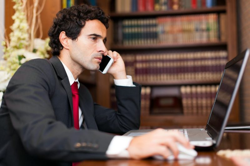 Your Complete Guide to Hiring a Defense Lawyer