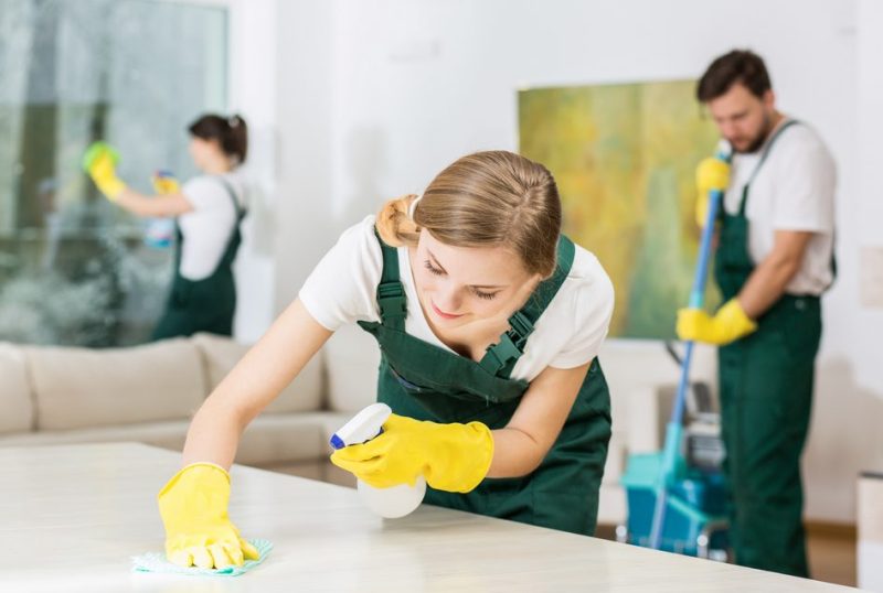 5 Reasons to Hire a Residential Cleaning Company