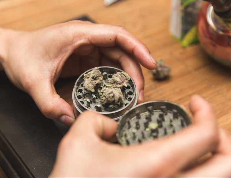 The Benefits of a Custom Cannabis Grinder