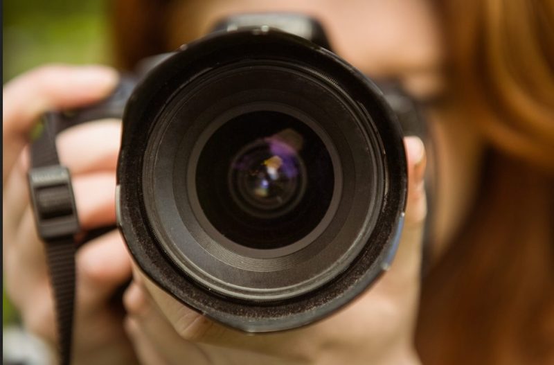 5 Tips to Take a Flattering Headshot Portrait