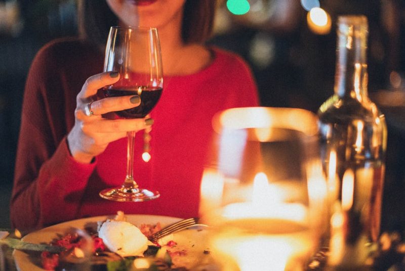 Holding a Glass of Wine How To Do I the Right Way